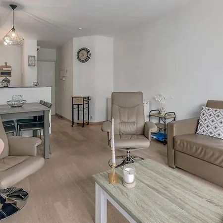 Bellrose 1101 Apartment *